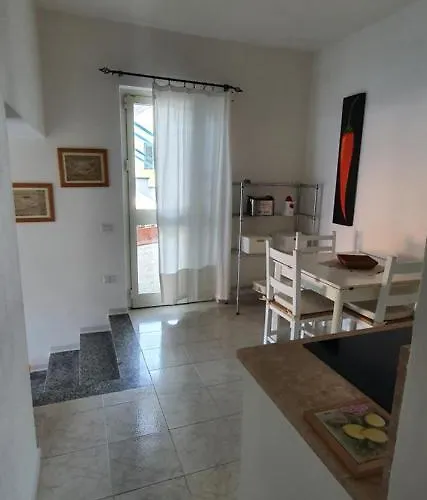 Sardinia & -casa-loft A Pochi Passi Dal Centro- Apartamento Santa Teresa Gallura