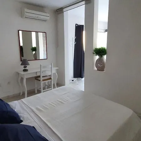 Apartment Sardinia & -casa-loft A Pochi Passi Dal Centro- *