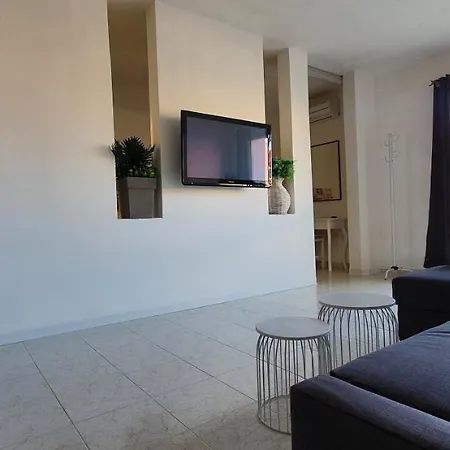 Sardinia & -casa-loft A Pochi Passi Dal Centro- Santa Teresa Gallura